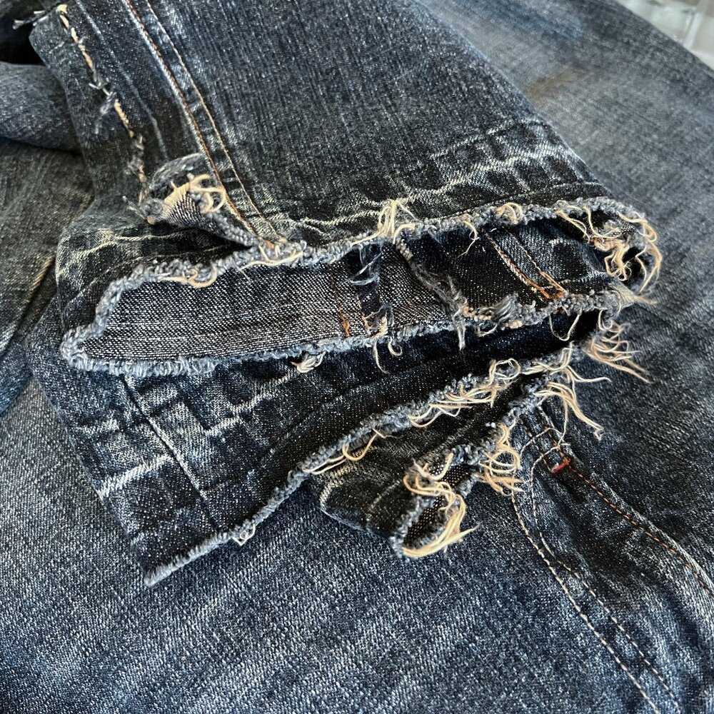 Unique DKNY Long Deconstructed Frayed Denim Skirt Size 0 - Picture 10 of 11